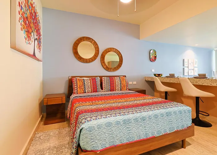 Appartement Chic With Roof Pool & Gym Near 5th &