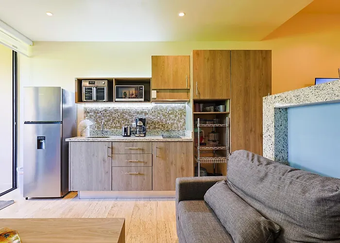 Chic With Roof Pool & Gym Near 5th & Appartement