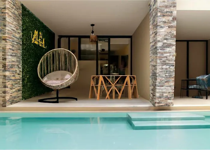 Chic With Roof Pool & Gym Near 5th & Appartement