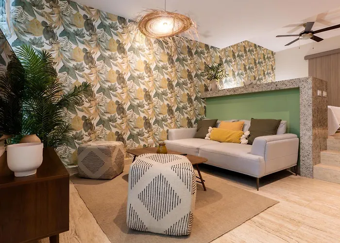 Chic With Roof Pool & Gym Near 5th & * Playa del Carmen
