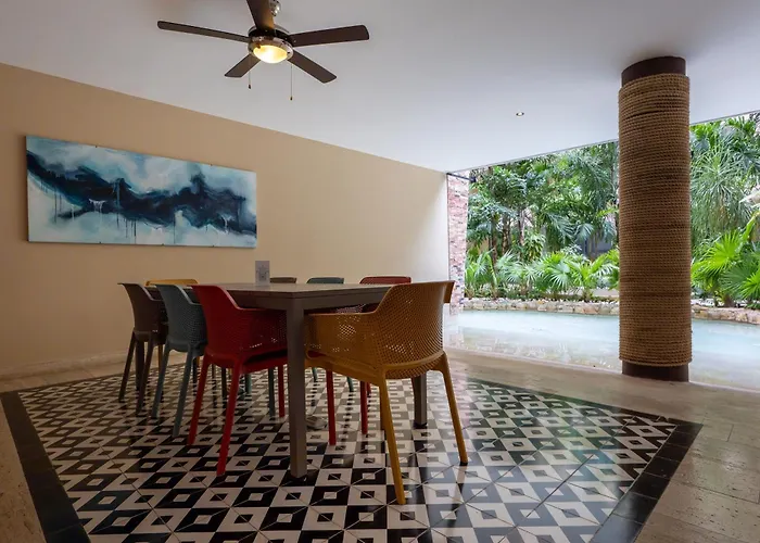Chic With Roof Pool & Gym Near 5th & Appartement